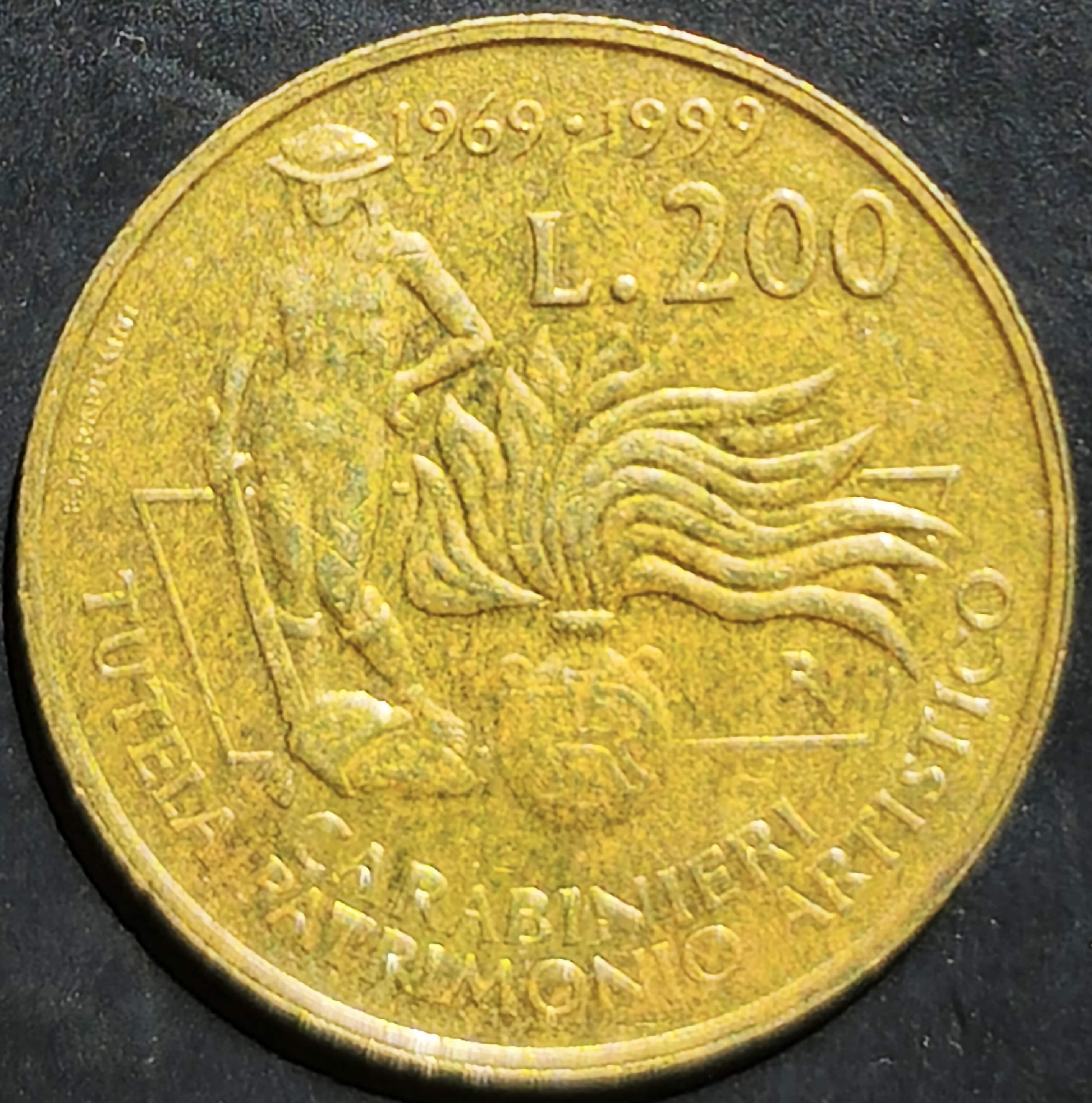 Italy 200 Lire 1999