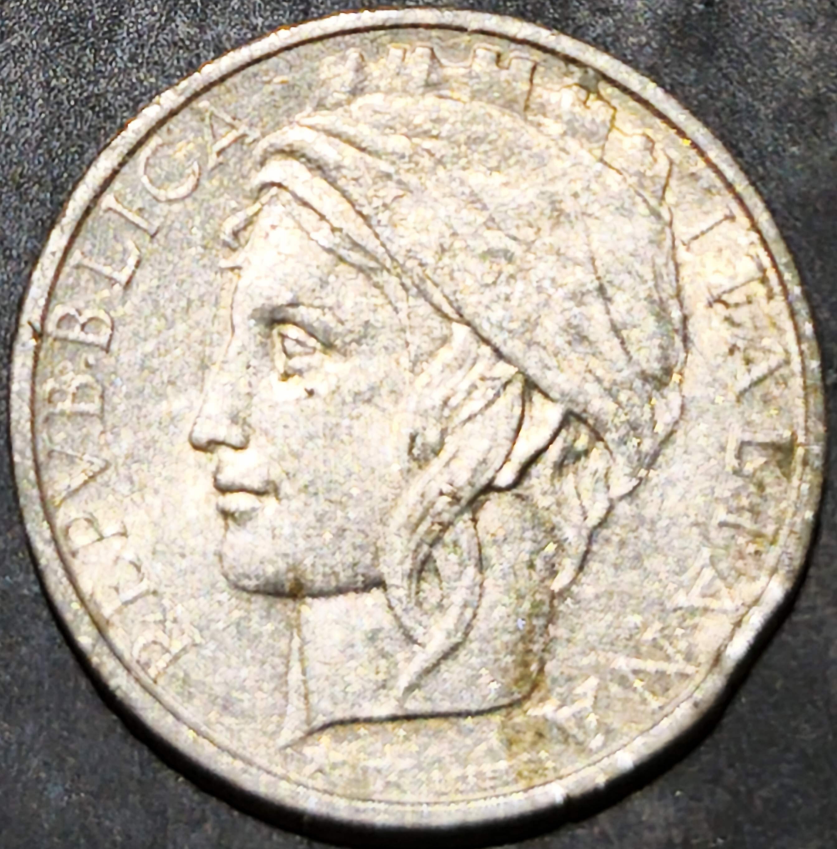 Italy 100 Lire 1995